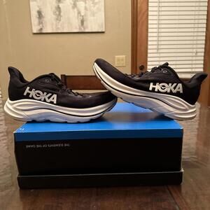 Hoka One Clifton 10 Running Sneakers Shoes Color Black Women’s Size 9.5 D